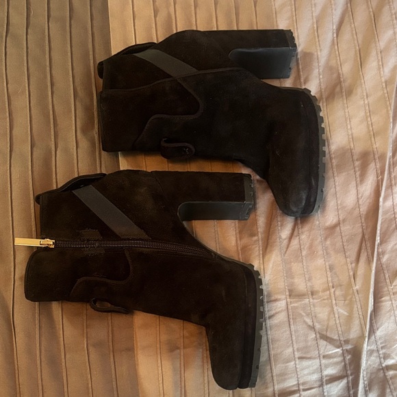 Karl Lagerfeld Black Suede Ankle Boots size 8 - Picture 3 of 16